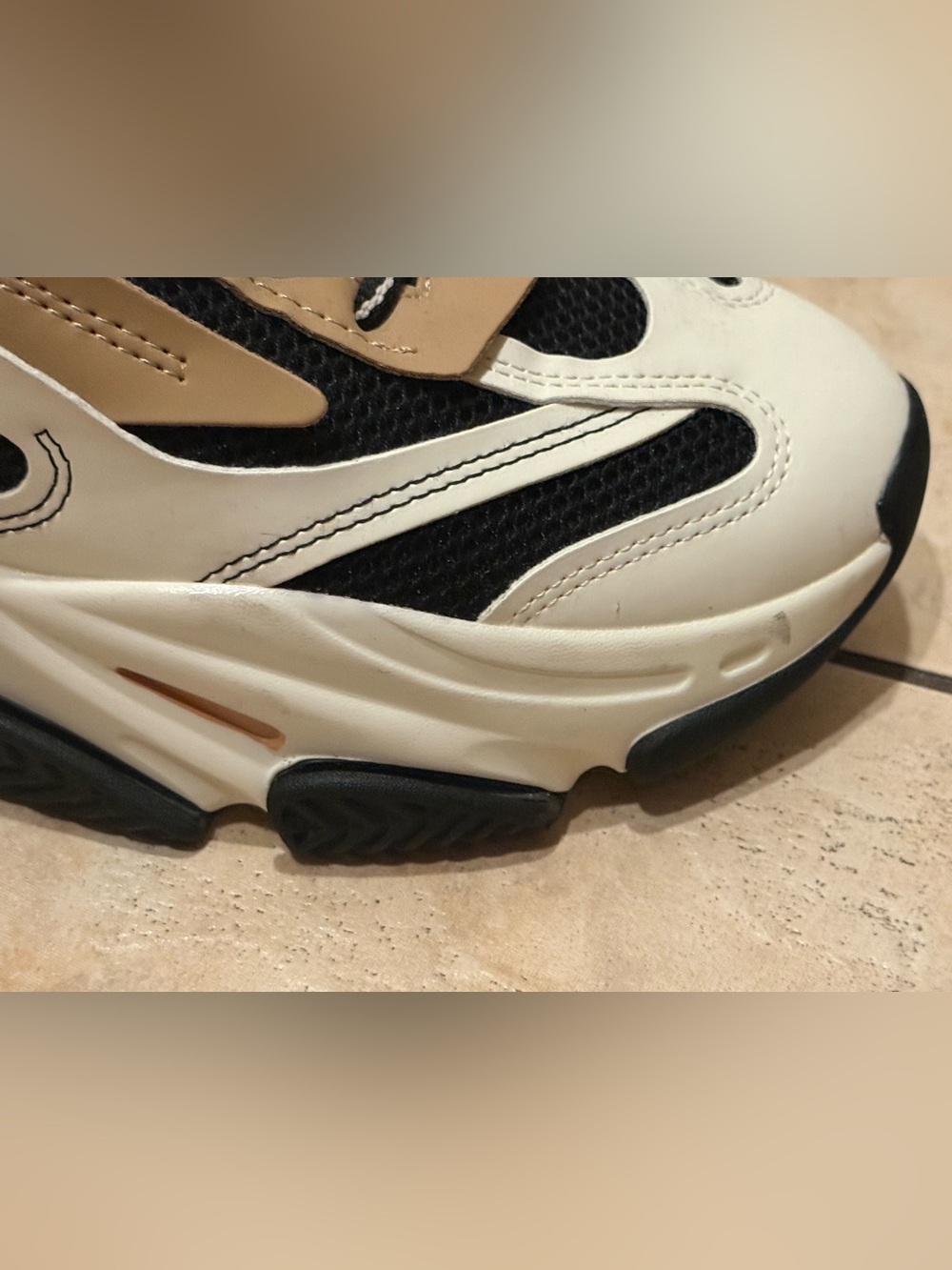 Steve Madden Possession Platform Sneakers Women’s Size 9 Black White Tan EUC - Picture 14 of 16